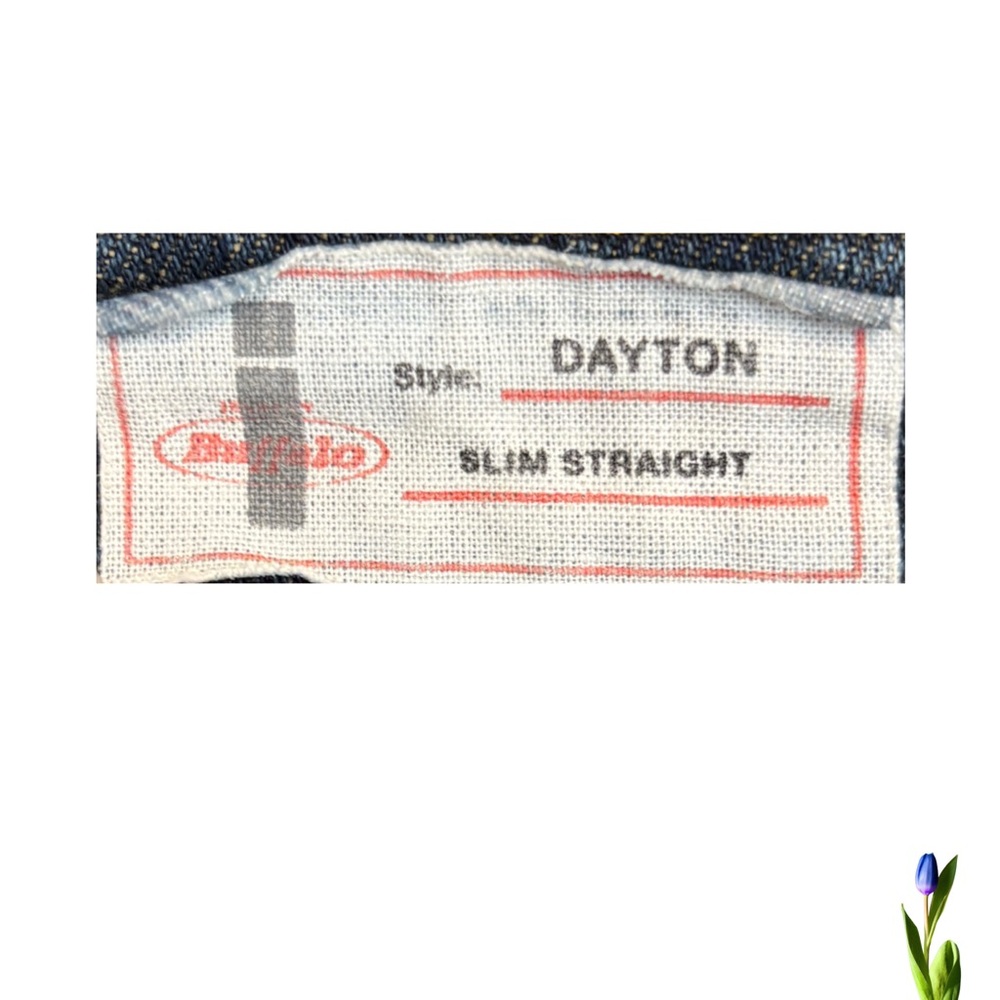 Buffalo Dayton Men's Slim Straight Leg Jeans 
33 x 30 - Picture 4 of 6